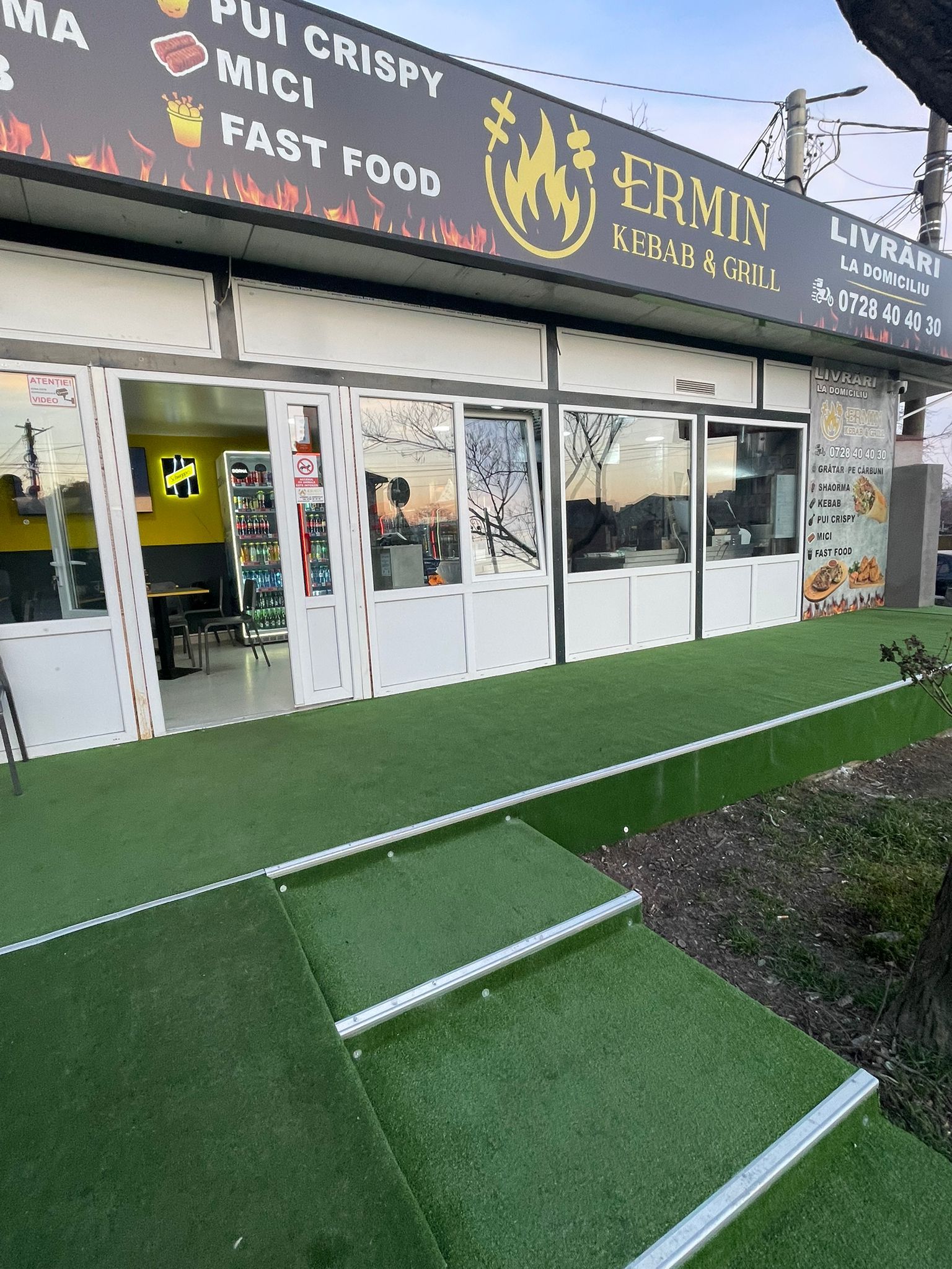 Ermin exterior locatie